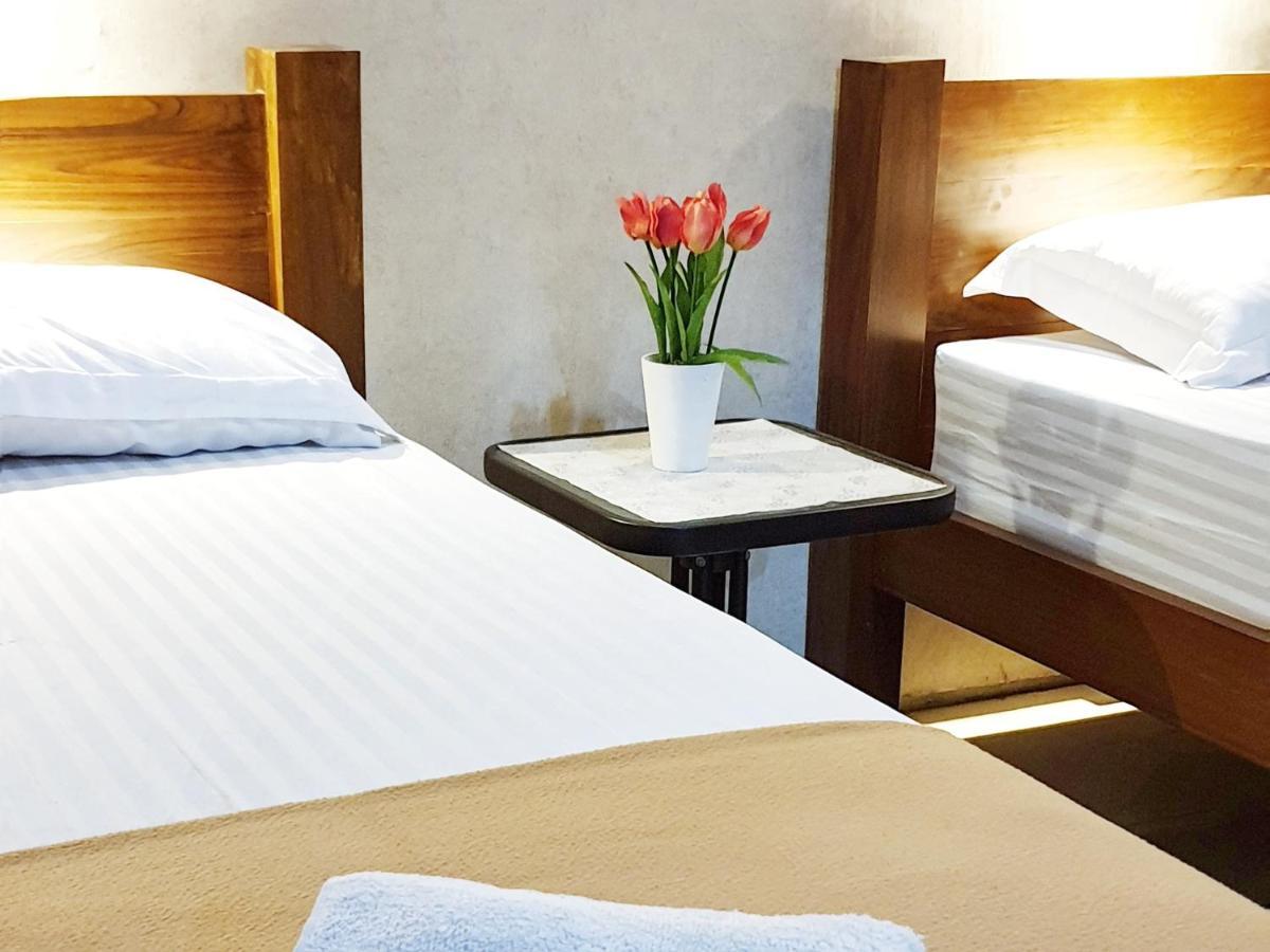 Maple Tree Homestay Maguwo 외부 사진